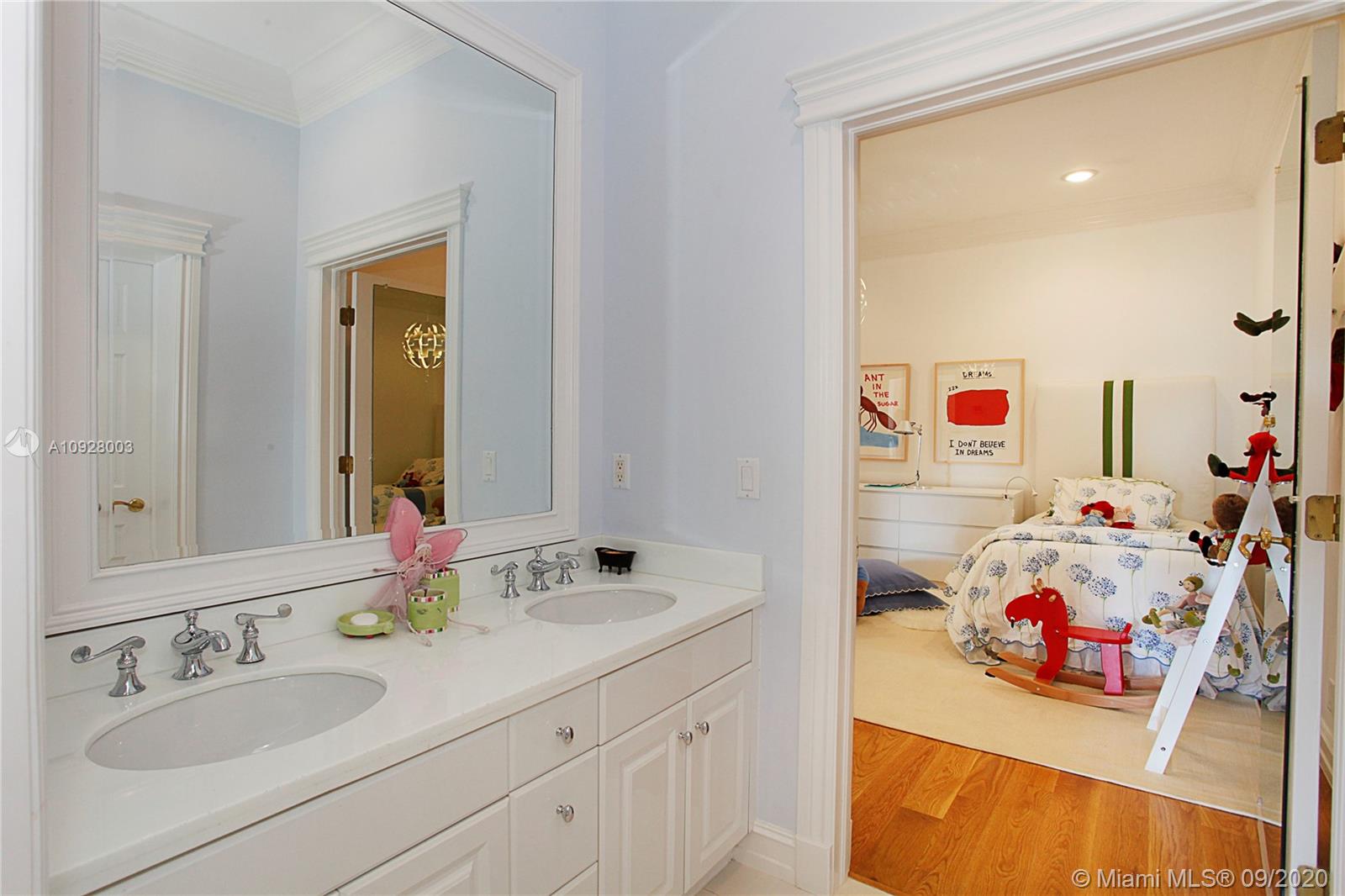 TROPICAL ISLE HOMES SUB 4 - Residential