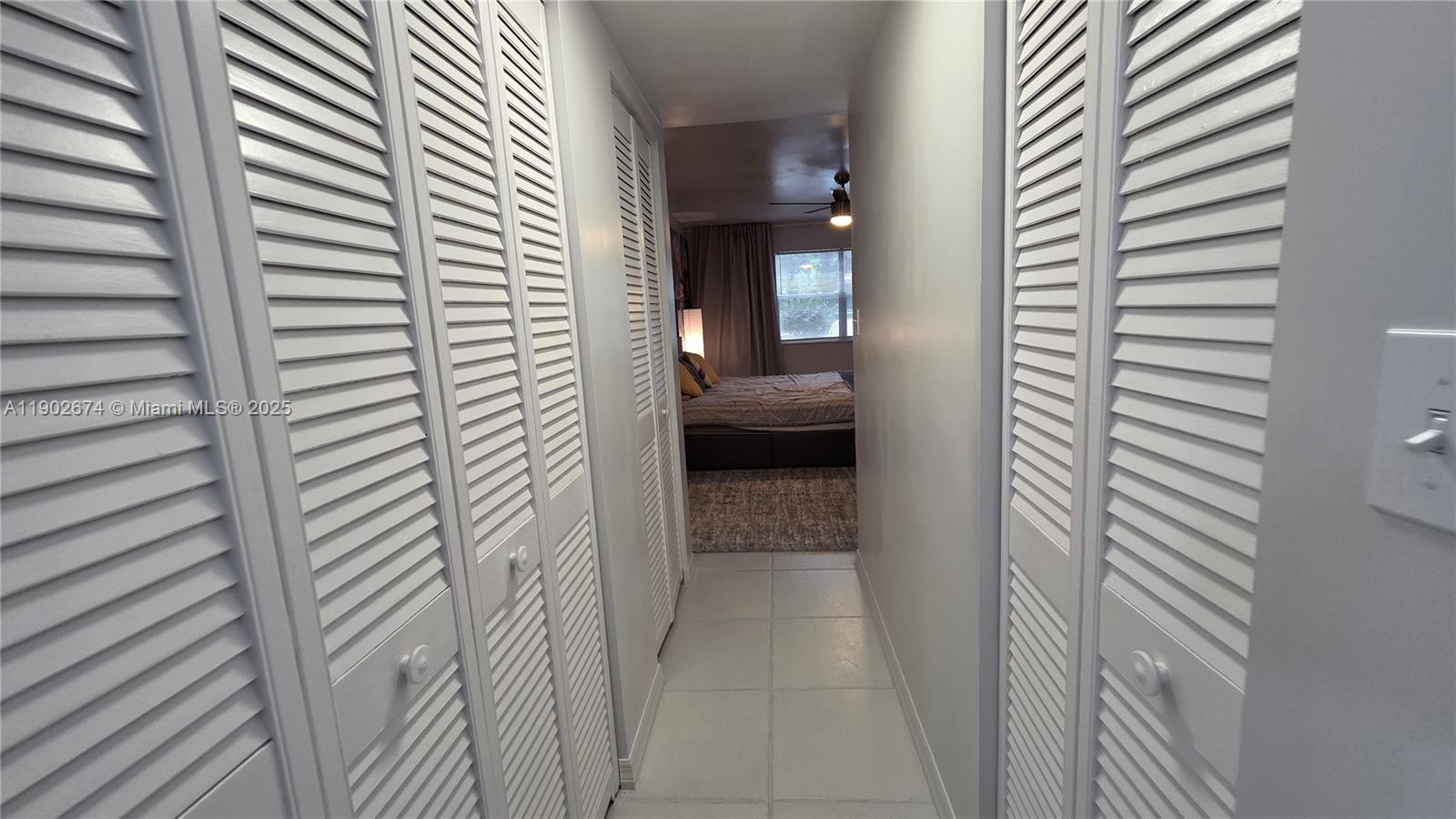 LAKES OF INVERRARY - Residential