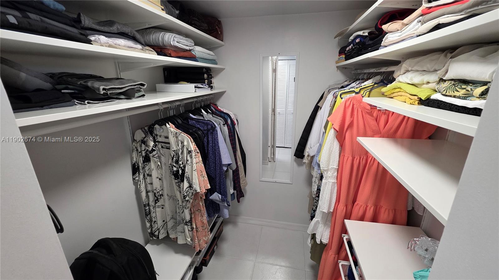 LAKES OF INVERRARY - Residential