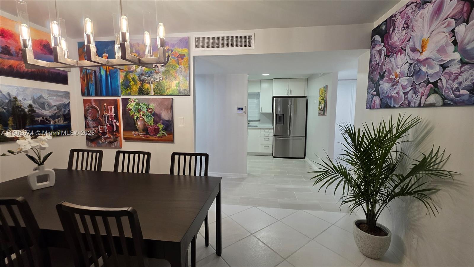 LAKES OF INVERRARY - Residential