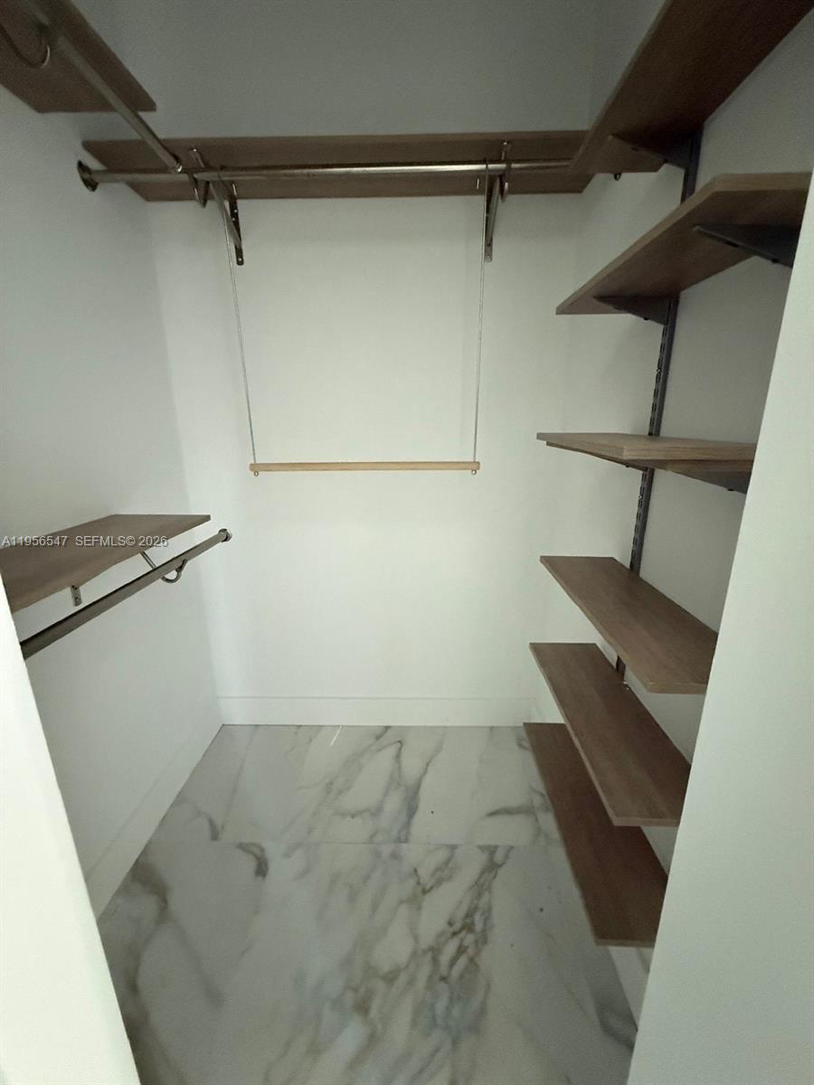 LINCOLN CITY SEC G - Residential