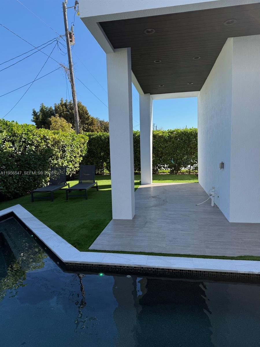 LINCOLN CITY SEC G - Residential