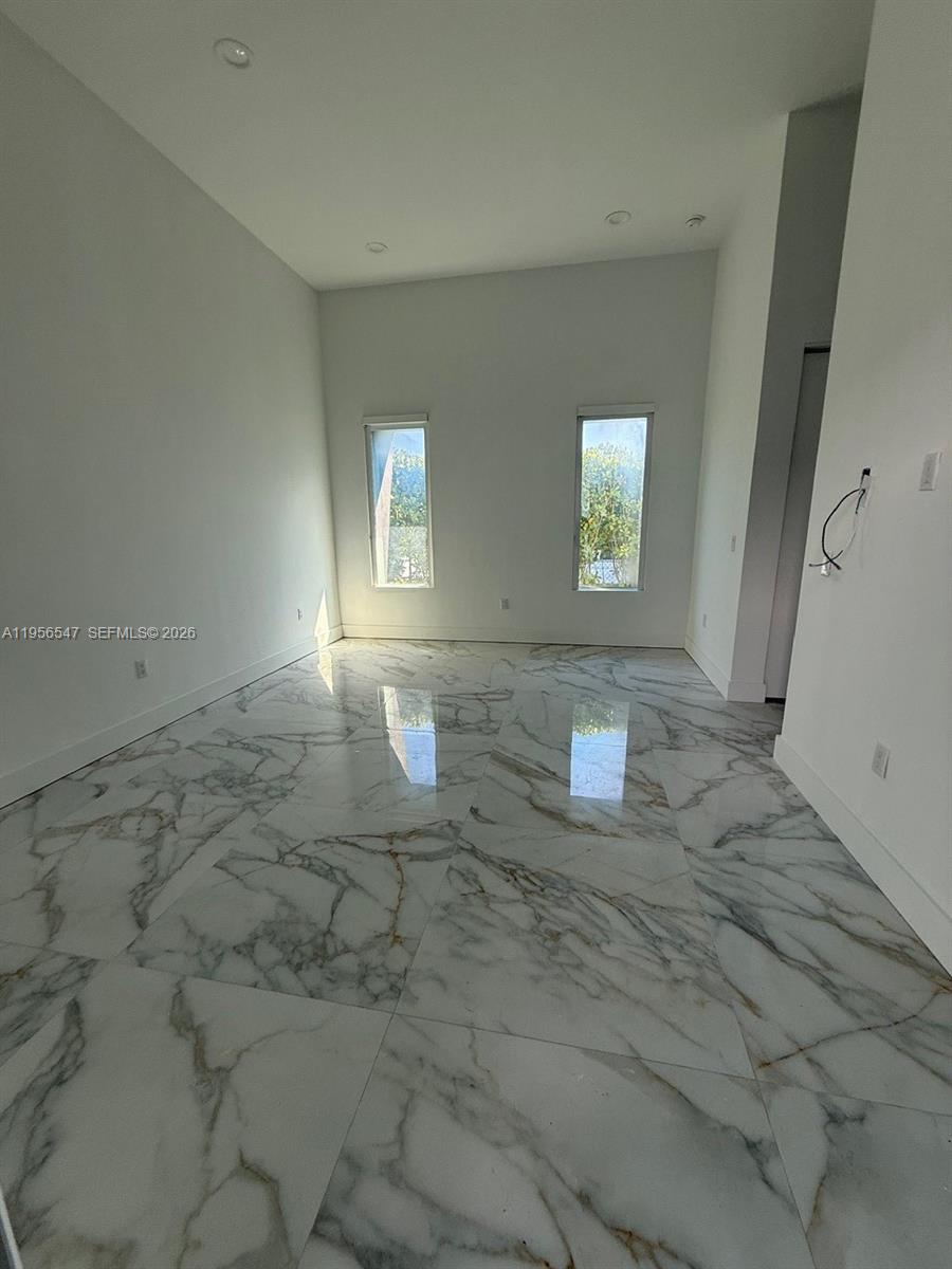 LINCOLN CITY SEC G - Residential