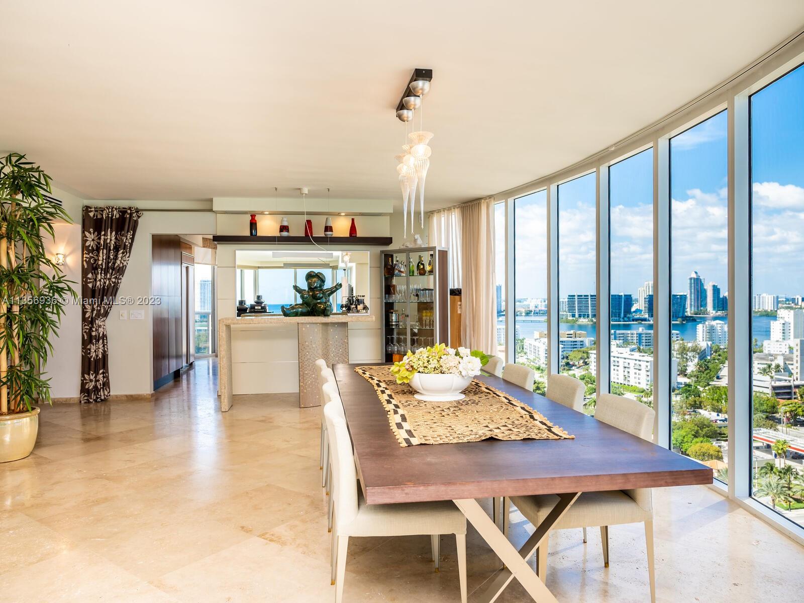 THE PINNACLE CONDO - Residential