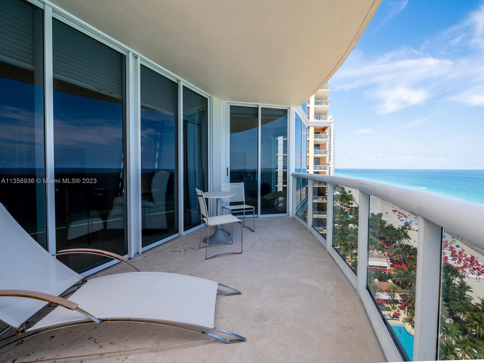 THE PINNACLE CONDO - Residential