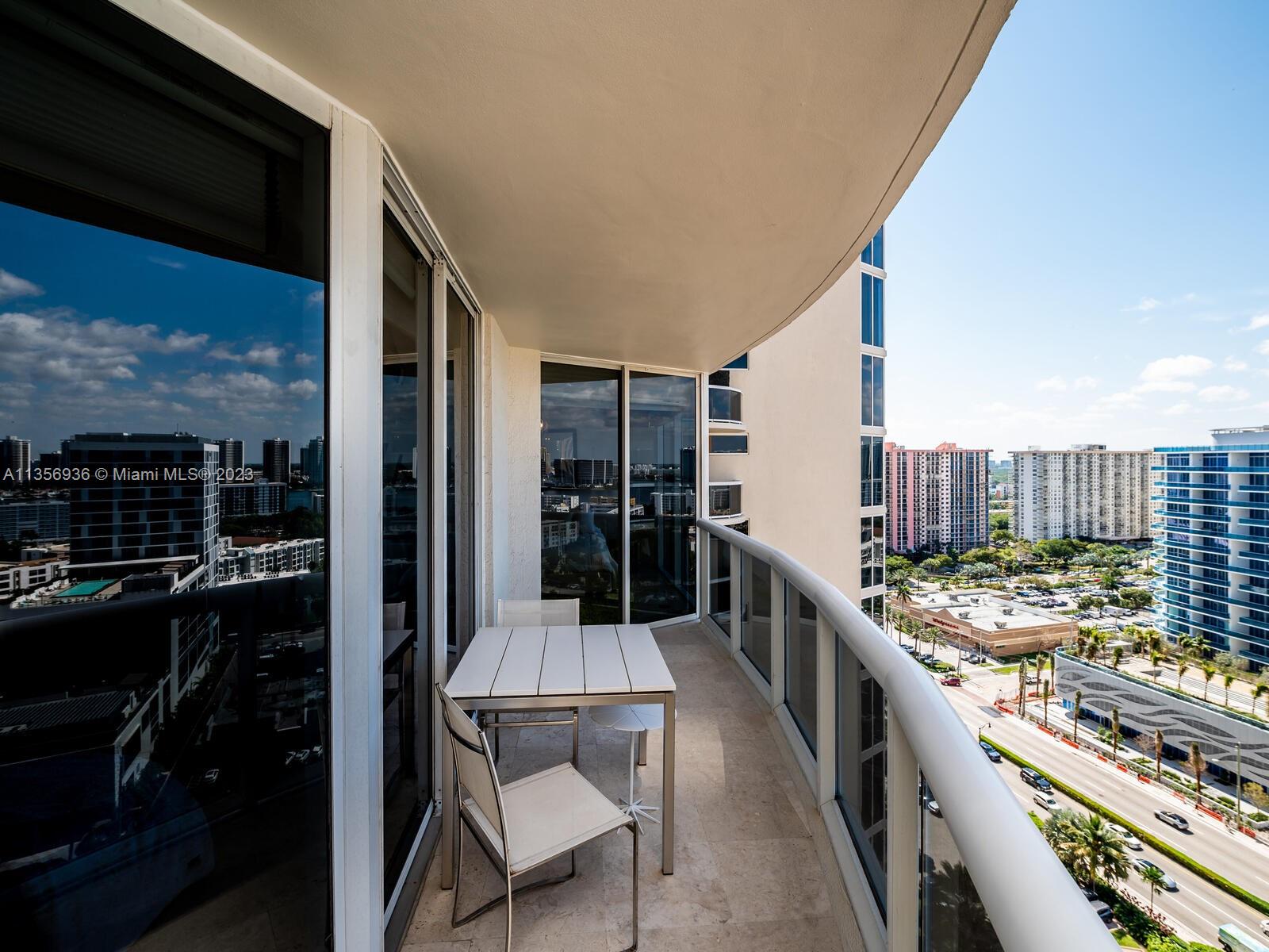 THE PINNACLE CONDO - Residential