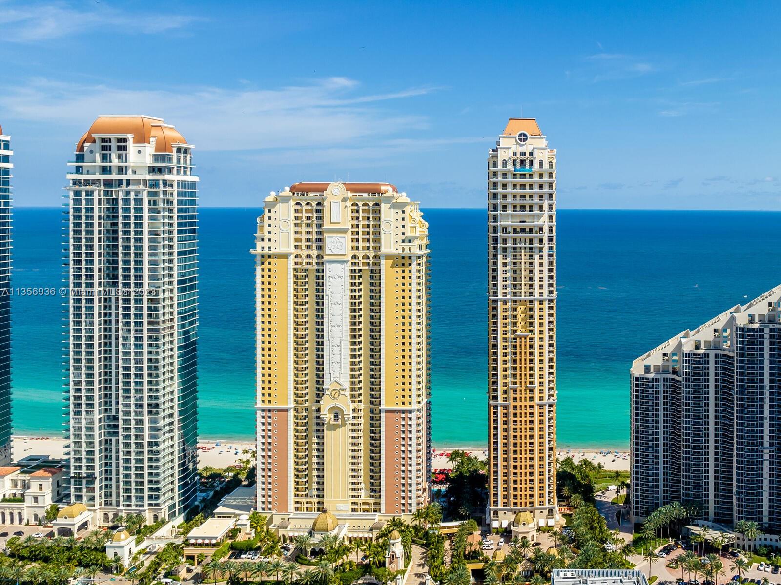 THE PINNACLE CONDO - Residential