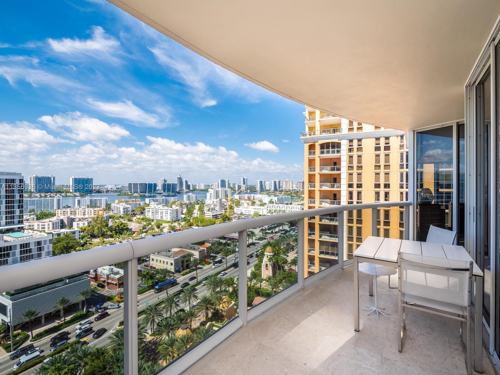 THE PINNACLE CONDO - Residential