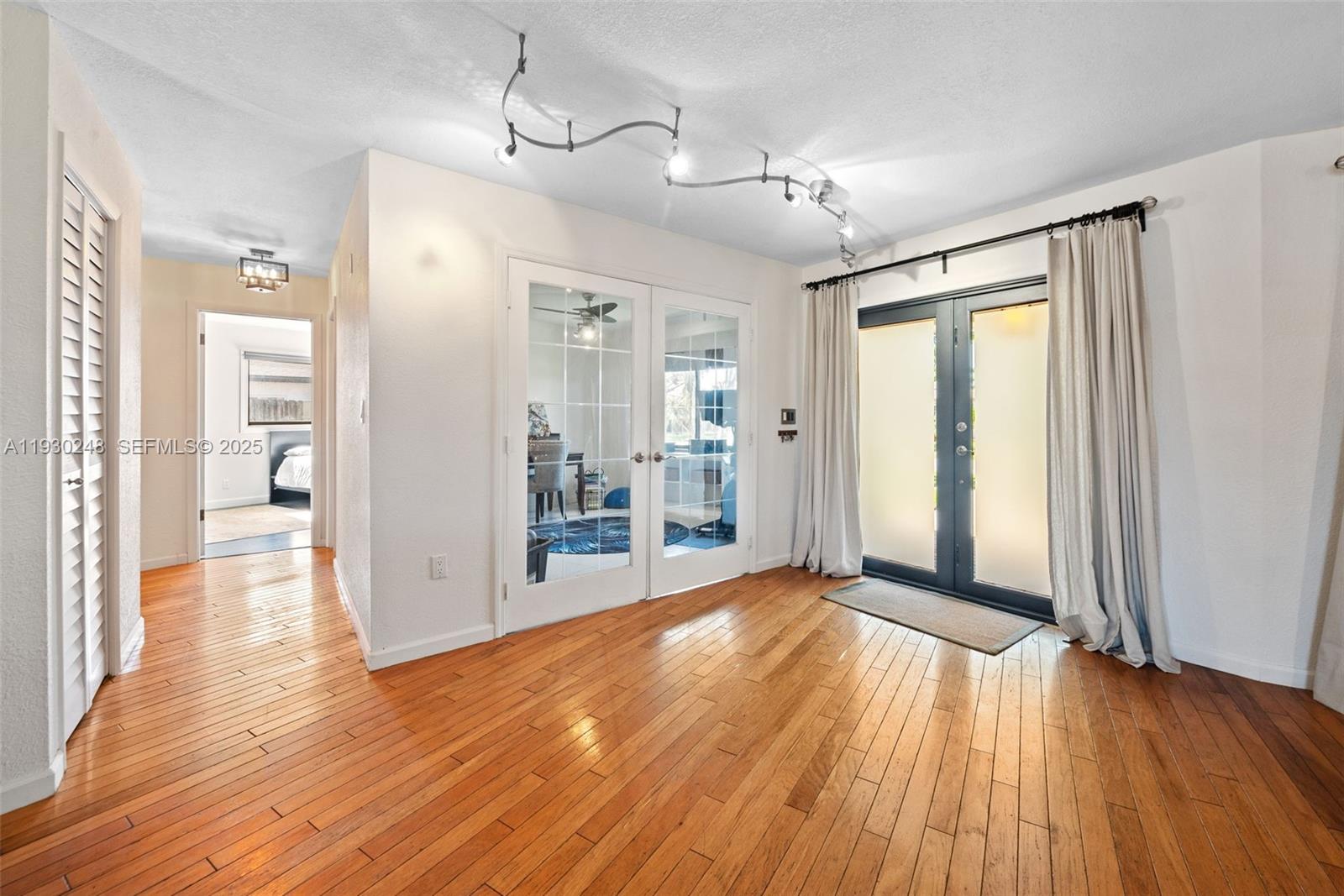 BONAVENTURE LAKES ADD 1 - Residential Lease