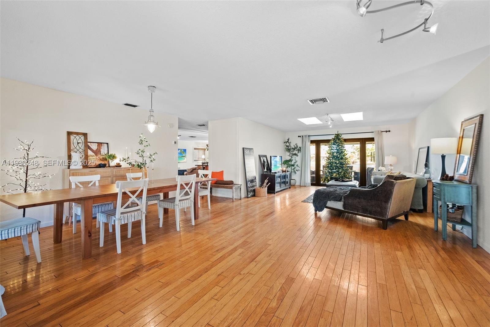 BONAVENTURE LAKES ADD 1 - Residential Lease