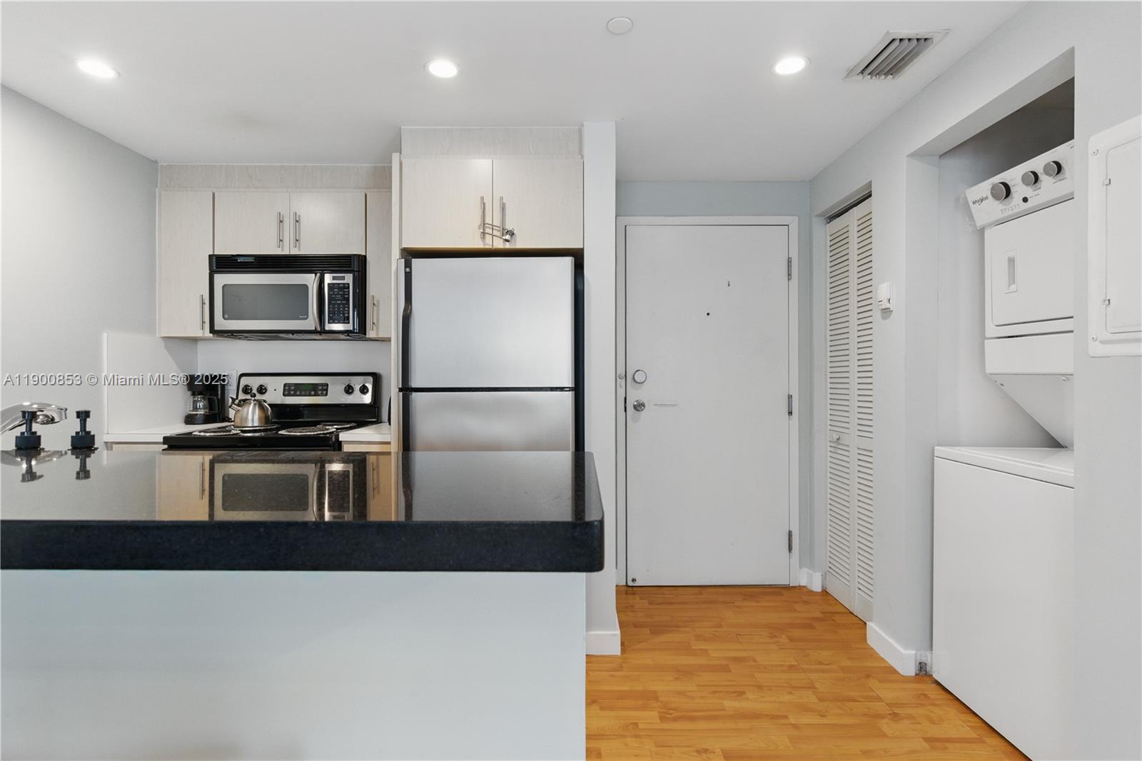 Excellent opportunity to own this short-term rental property blocks away from the beach, convention center and Lincoln Road. This is a great investment that you don't want to miss. Boutique style building with only a few units and approved to do short term rentals.
