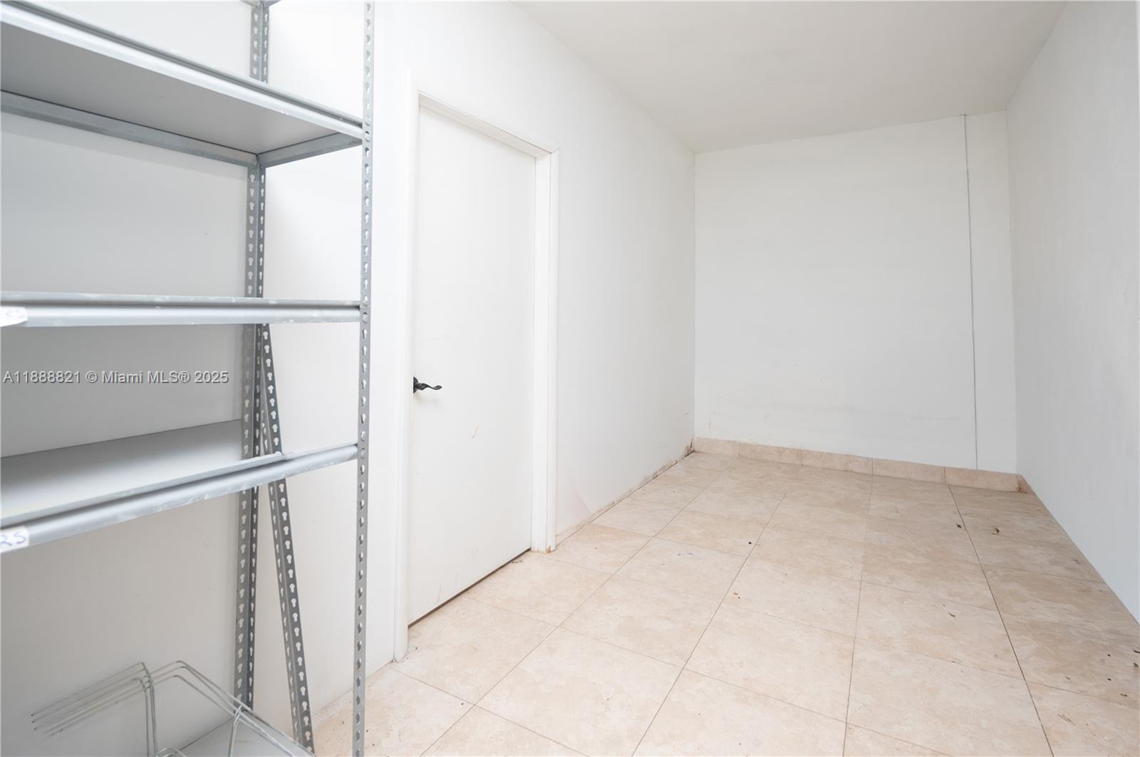 JACARANDA AREA 16A - Residential Lease