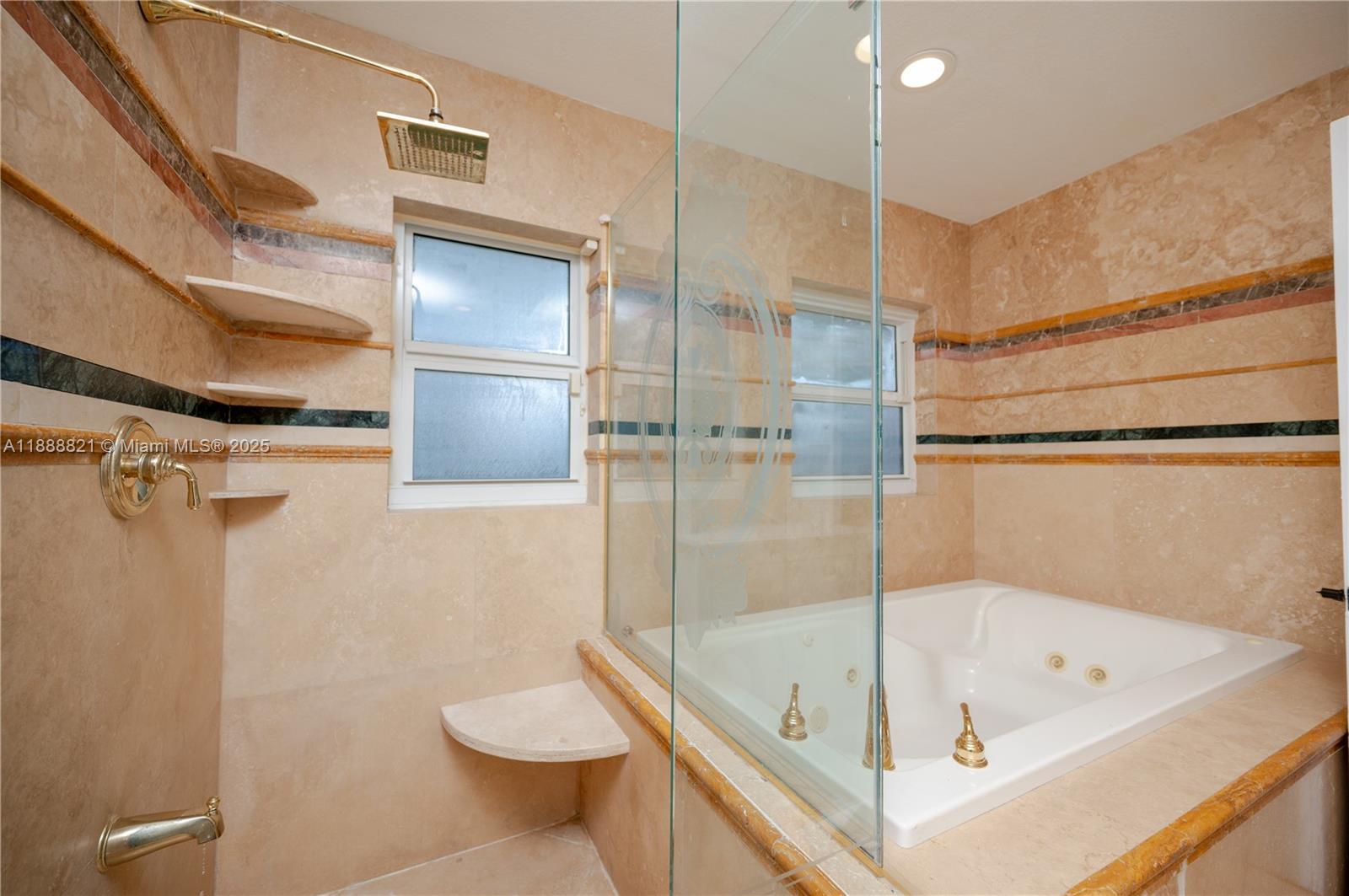 JACARANDA AREA 16A - Residential Lease