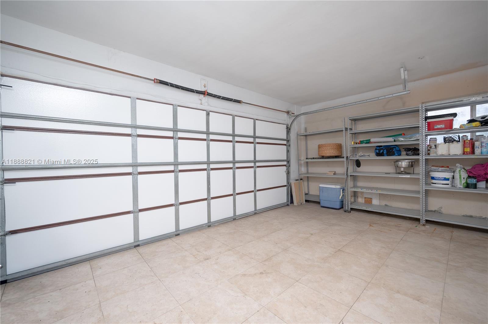 JACARANDA AREA 16A - Residential Lease