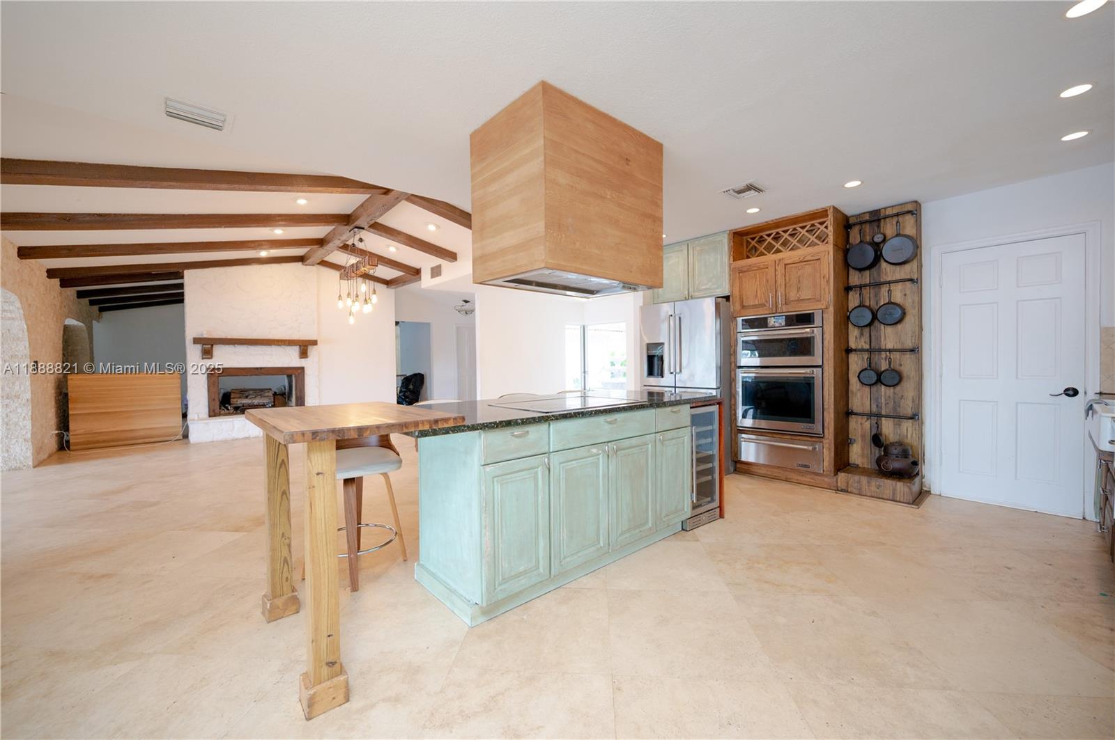 JACARANDA AREA 16A - Residential Lease