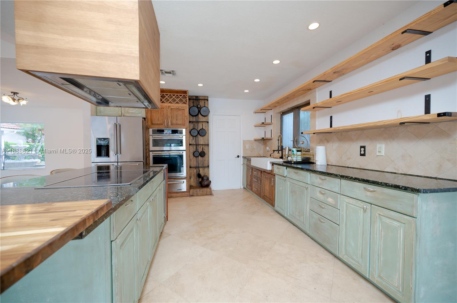 JACARANDA AREA 16A - Residential Lease
