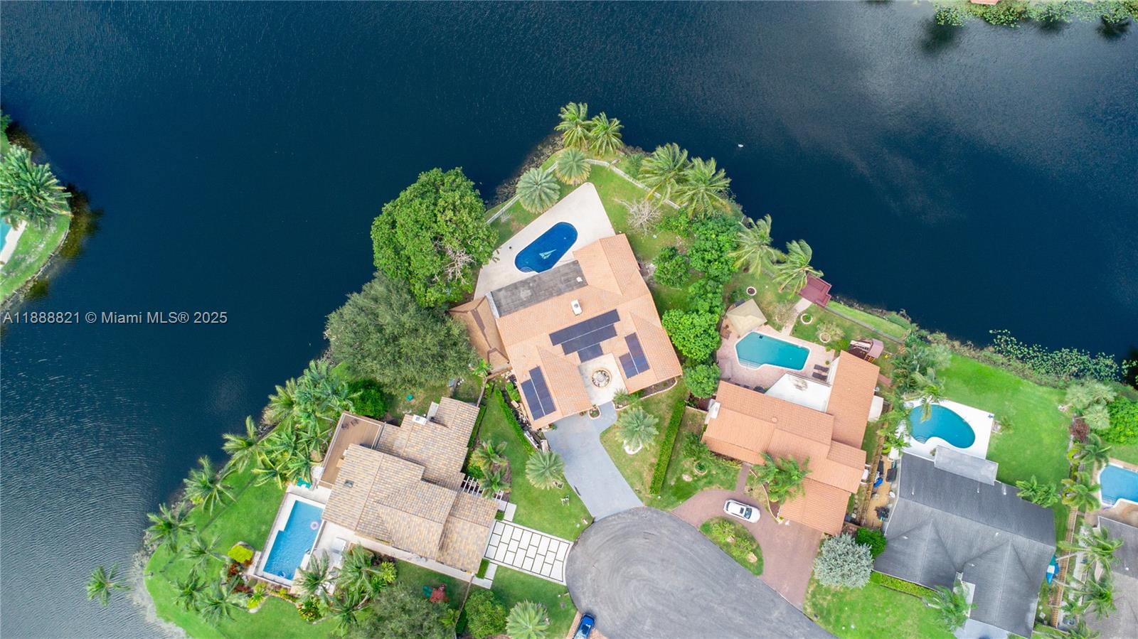 JACARANDA AREA 16A - Residential Lease