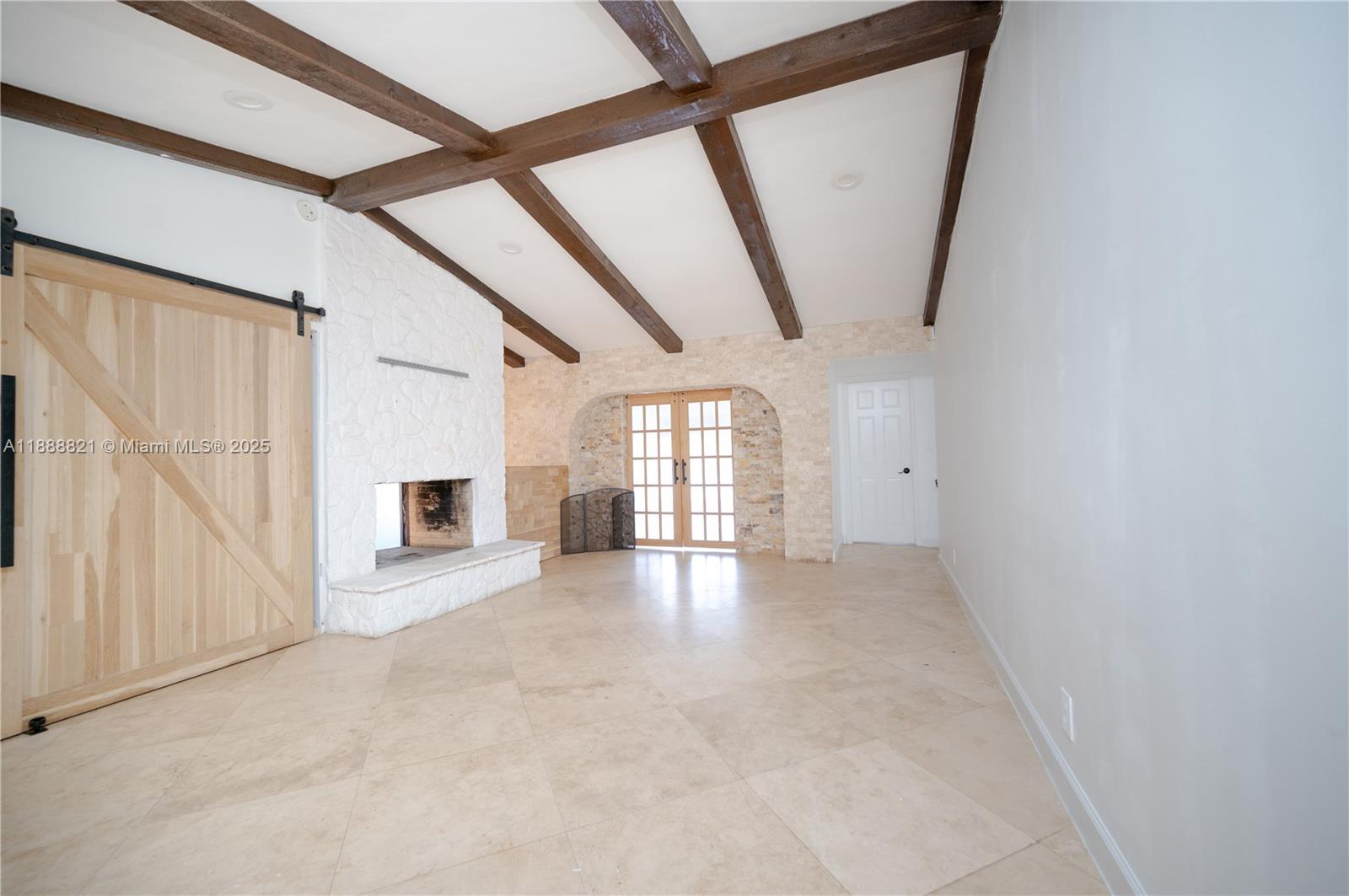 JACARANDA AREA 16A - Residential Lease
