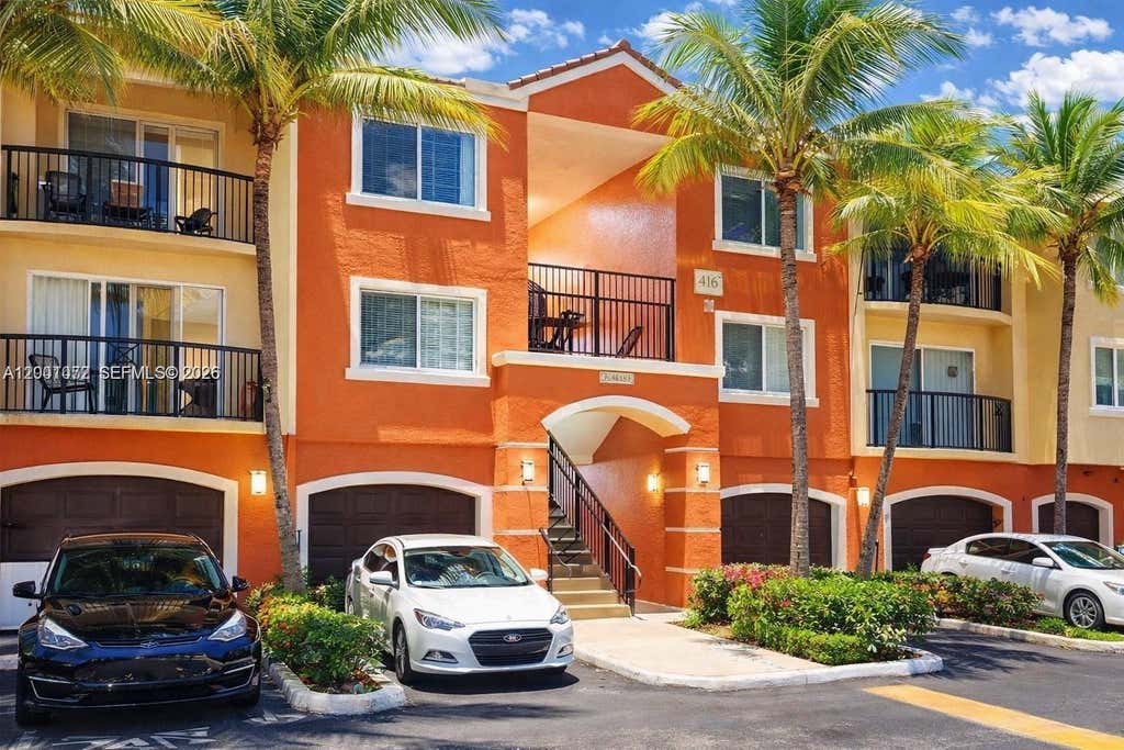 Photo of 4167 N Haverhill Rd #1113, West Palm Beach, FL 33417 (MLS # A12001072)