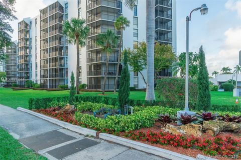 A home in Aventura