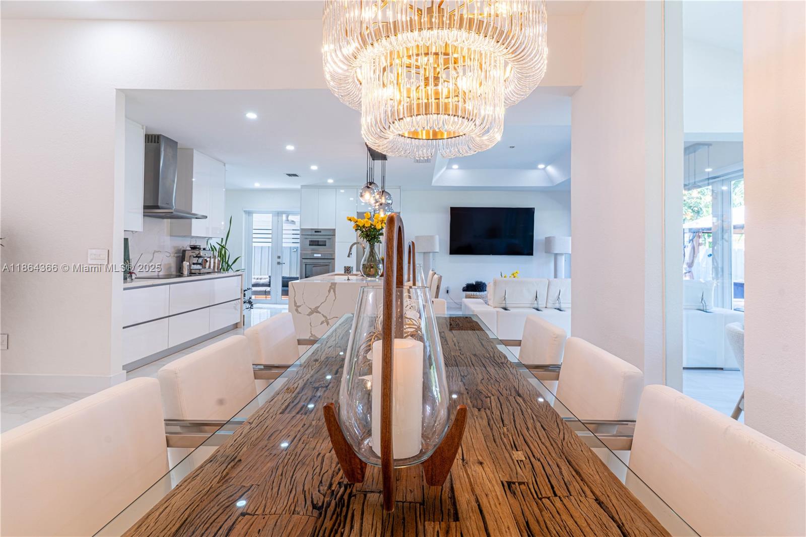 FLORENCIA ESTATES - Residential