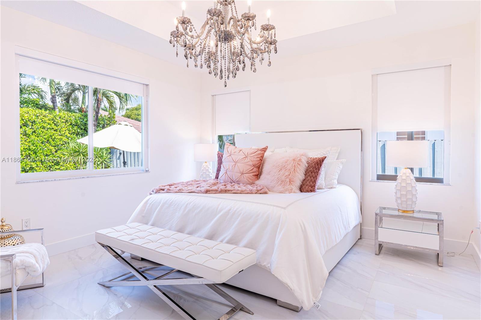 FLORENCIA ESTATES - Residential