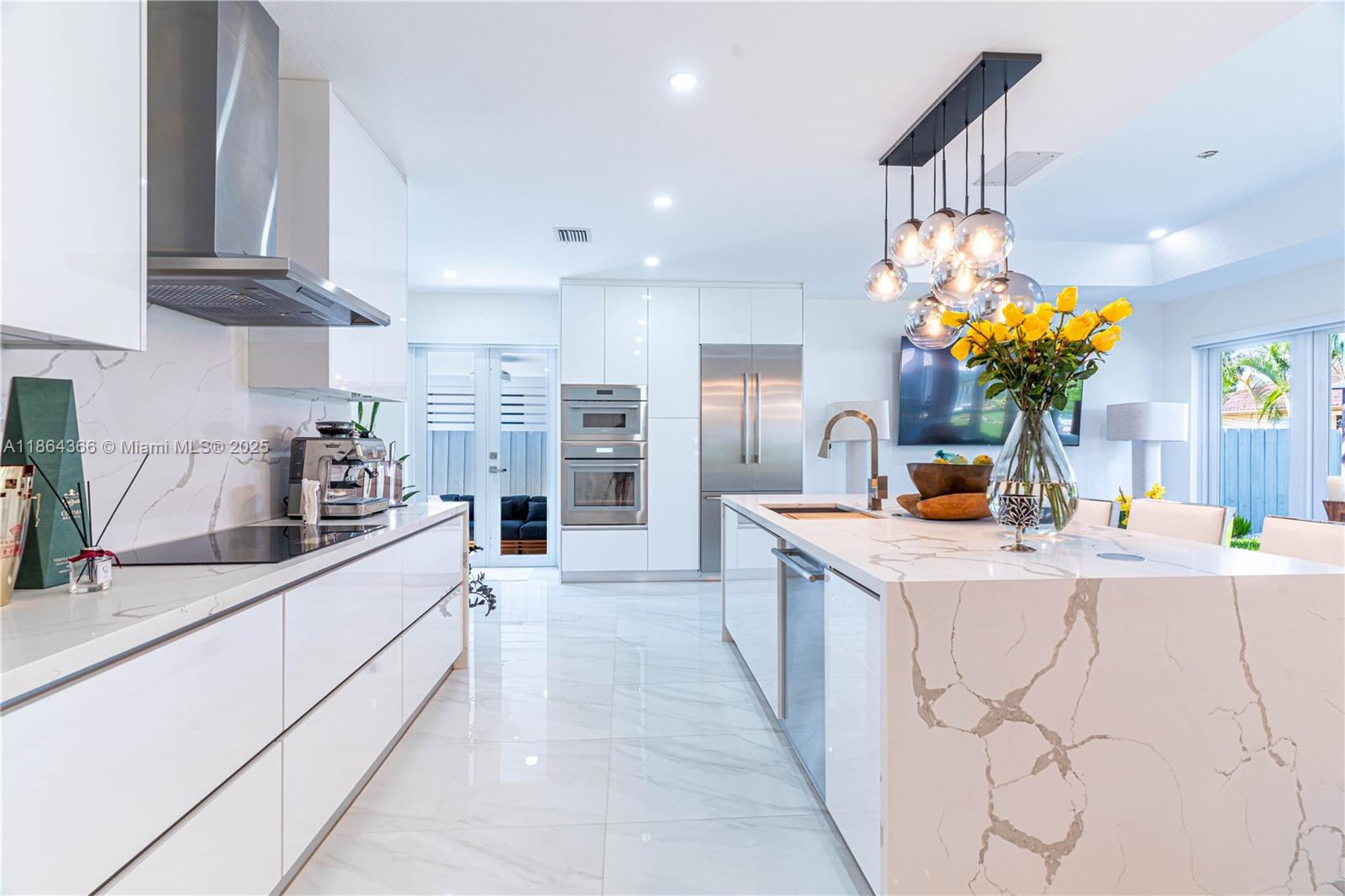 FLORENCIA ESTATES - Residential