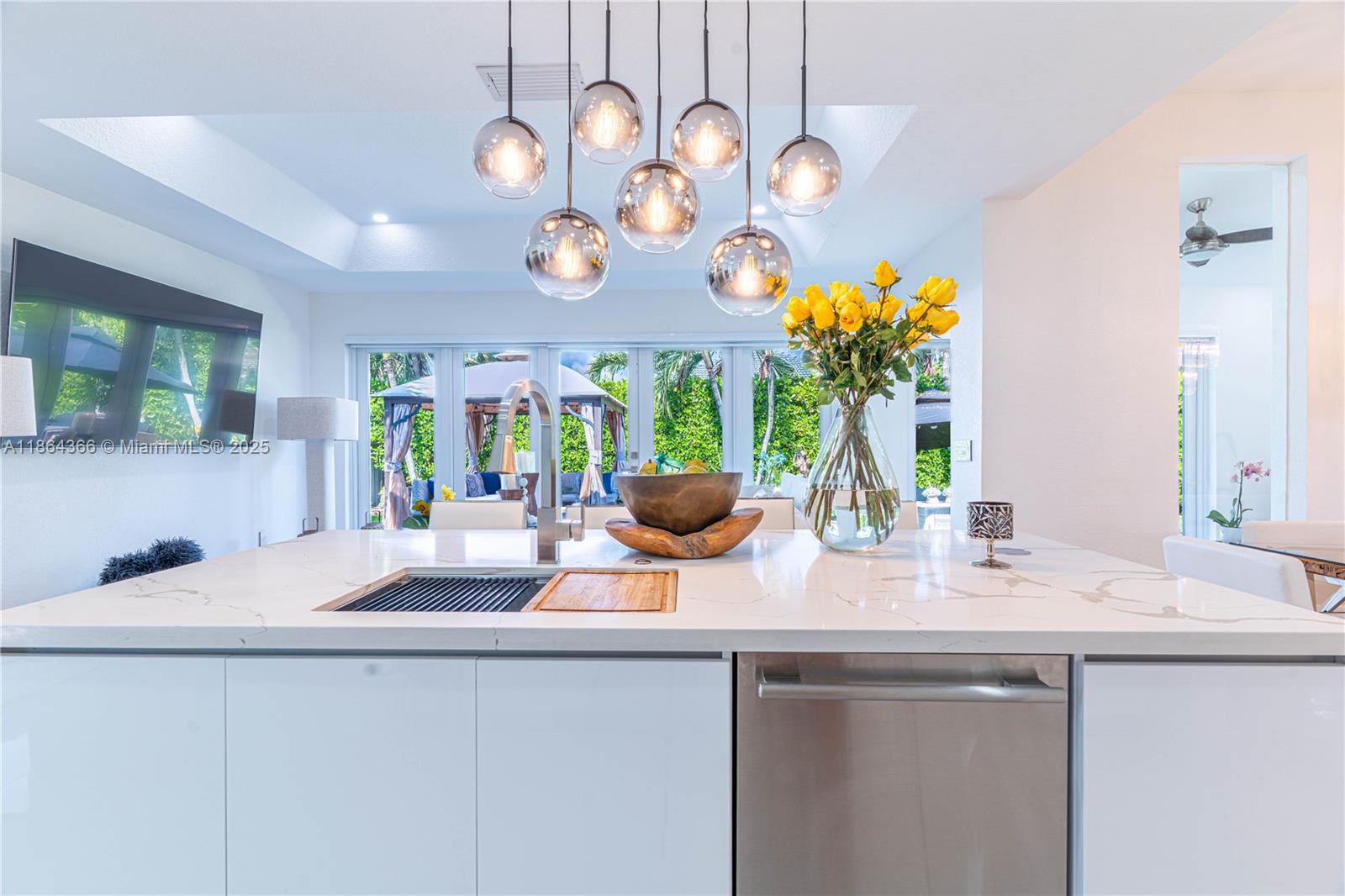 FLORENCIA ESTATES - Residential