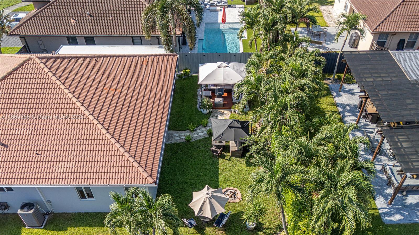 FLORENCIA ESTATES - Residential