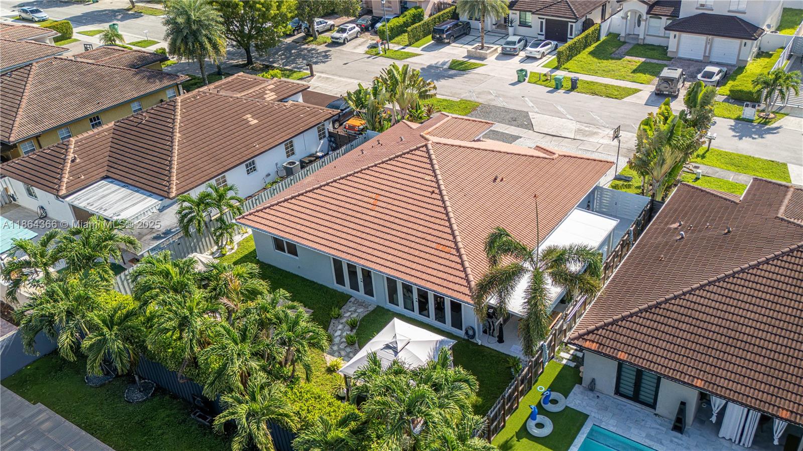 FLORENCIA ESTATES - Residential