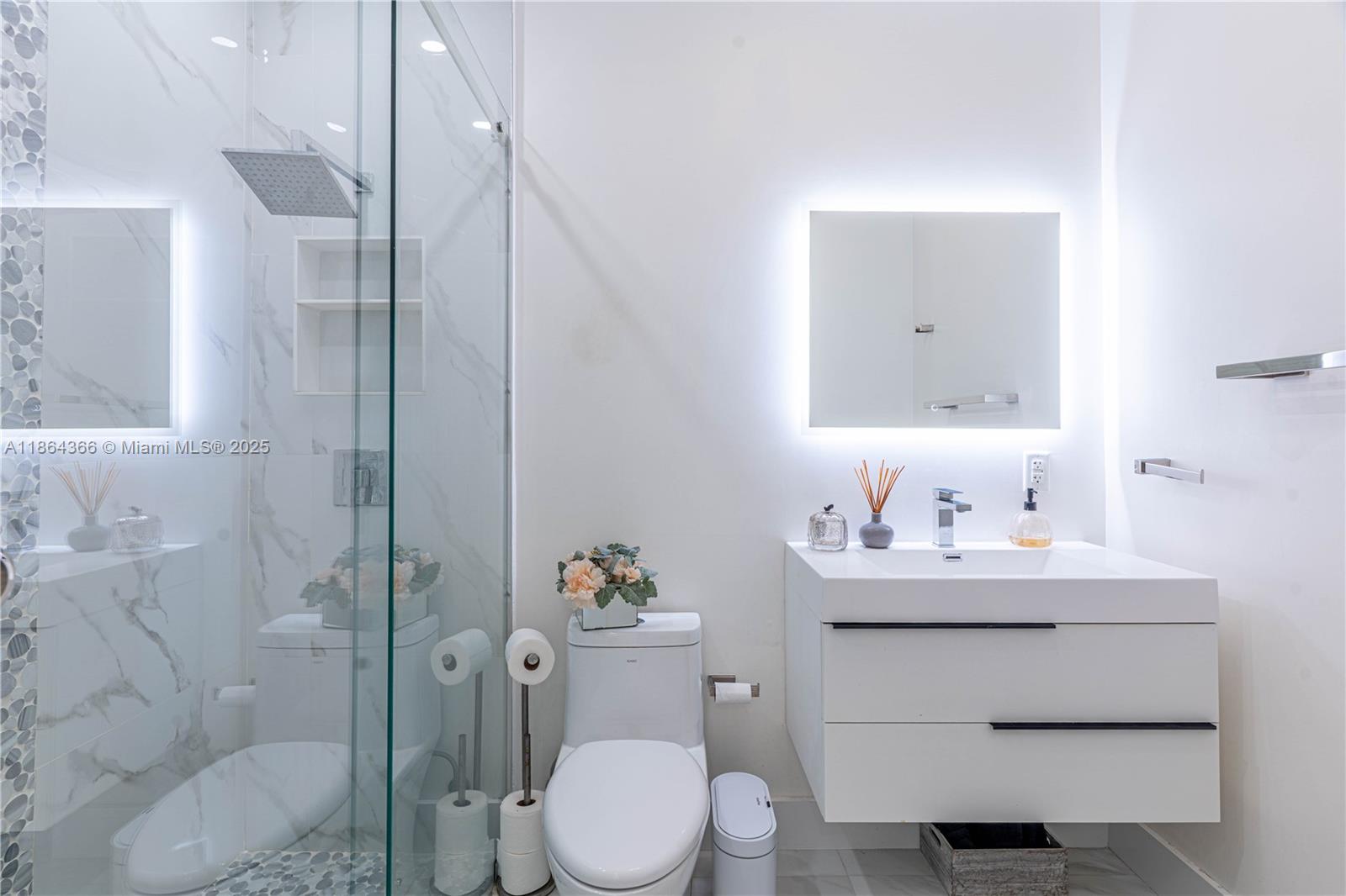 FLORENCIA ESTATES - Residential