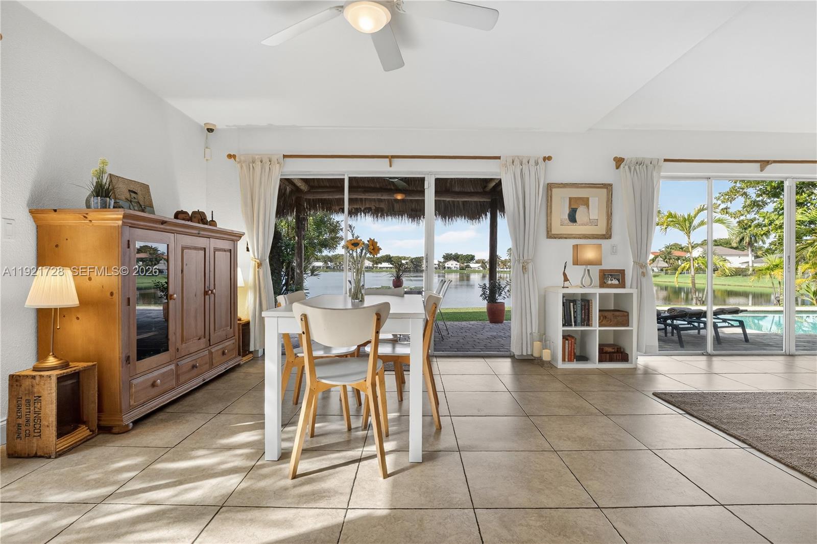 LAKES BY THE BAY SEC 10 - Residential