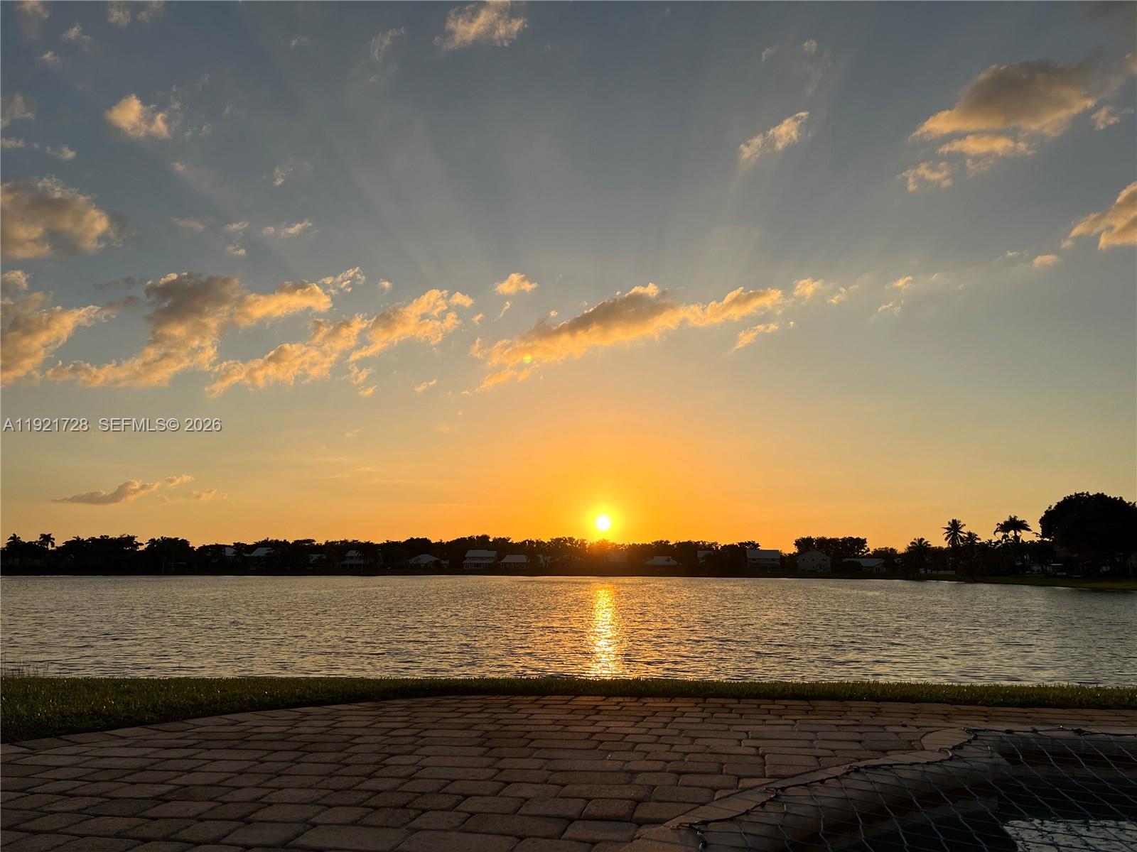 LAKES BY THE BAY SEC 10 - Residential