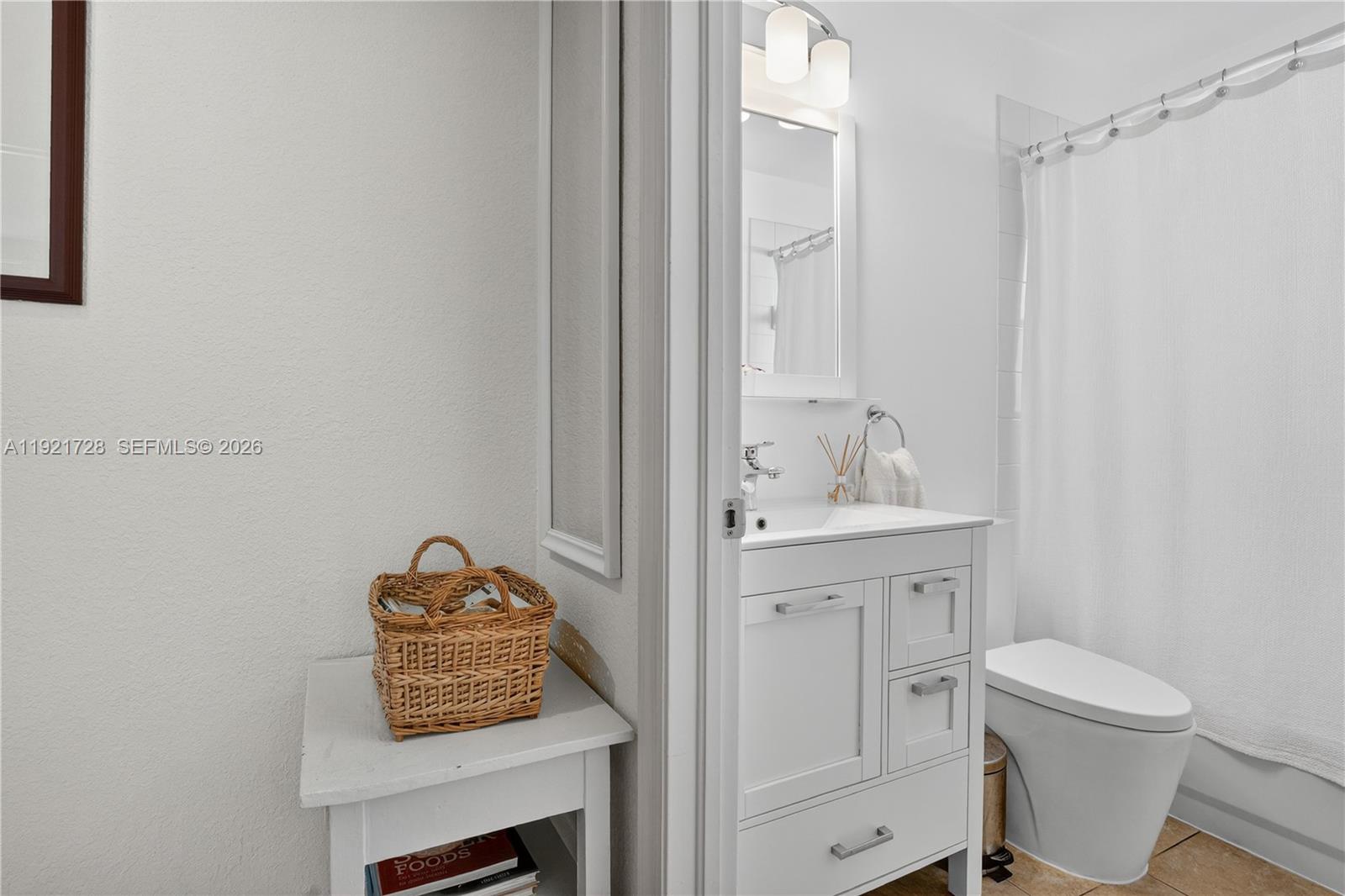 LAKES BY THE BAY SEC 10 - Residential