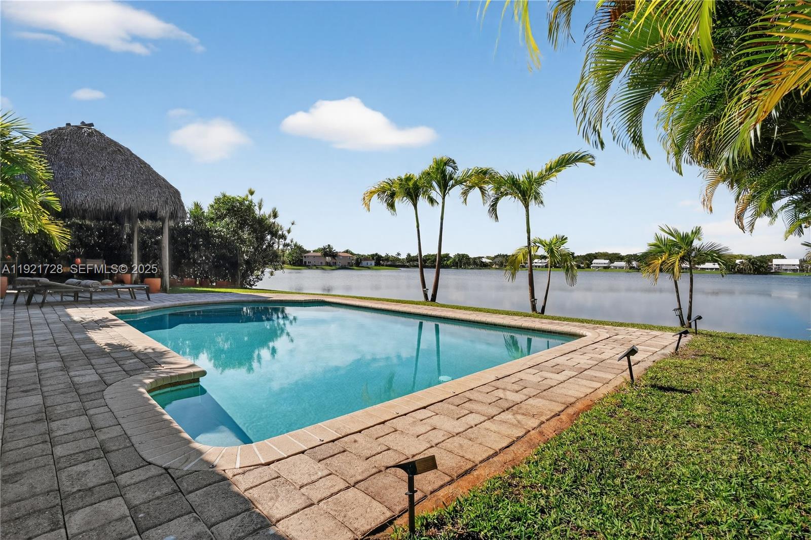 LAKES BY THE BAY SEC 10 - Residential