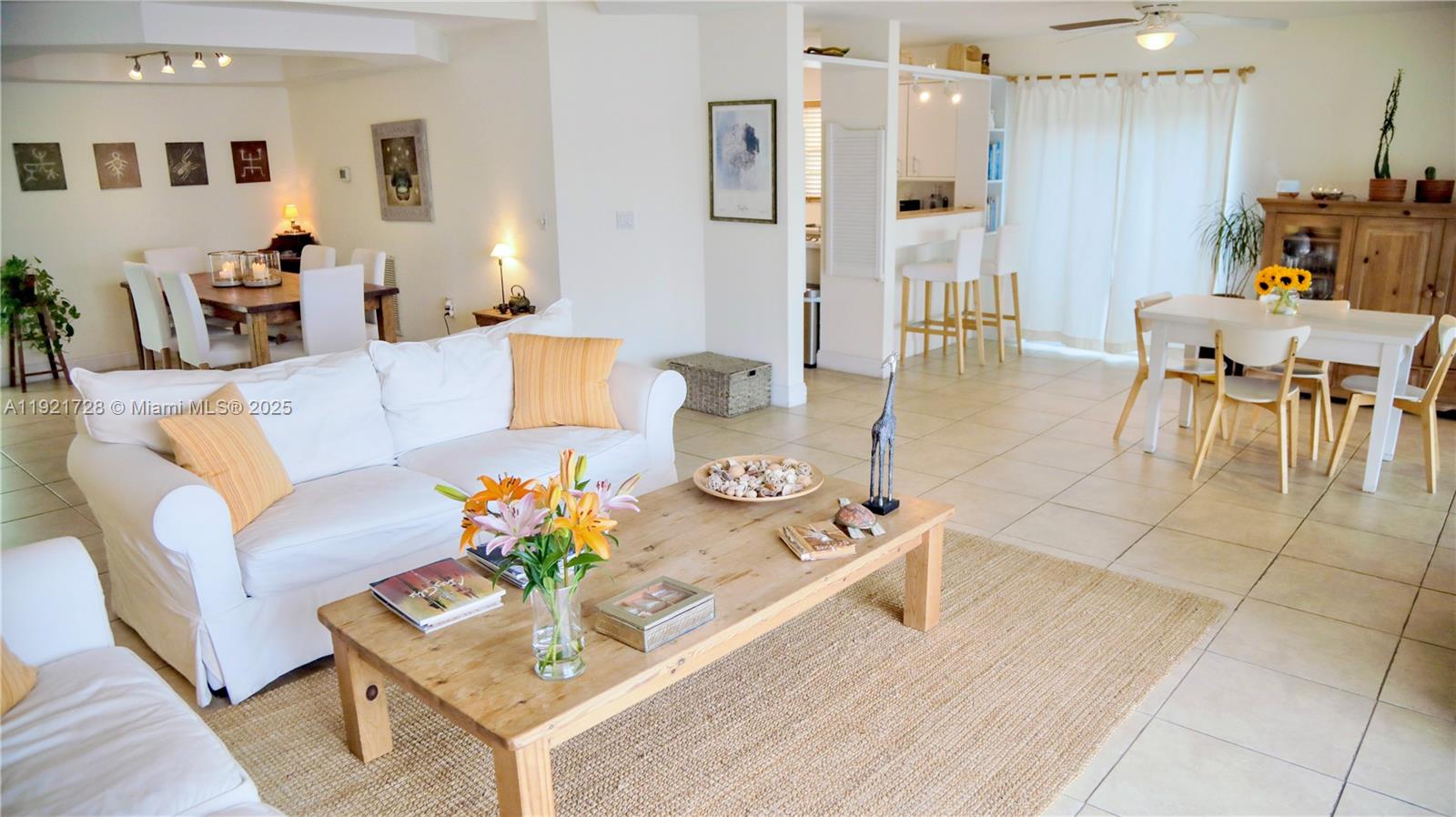 LAKES BY THE BAY SEC 10 - Residential