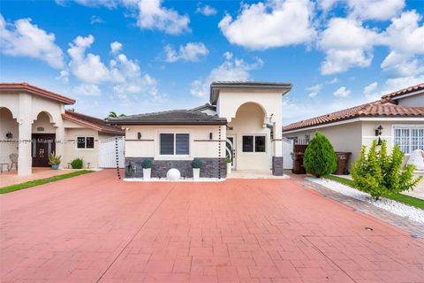 Photo of 3155 W 68th Pl, Hialeah, FL 33018 (MLS # A11893121)