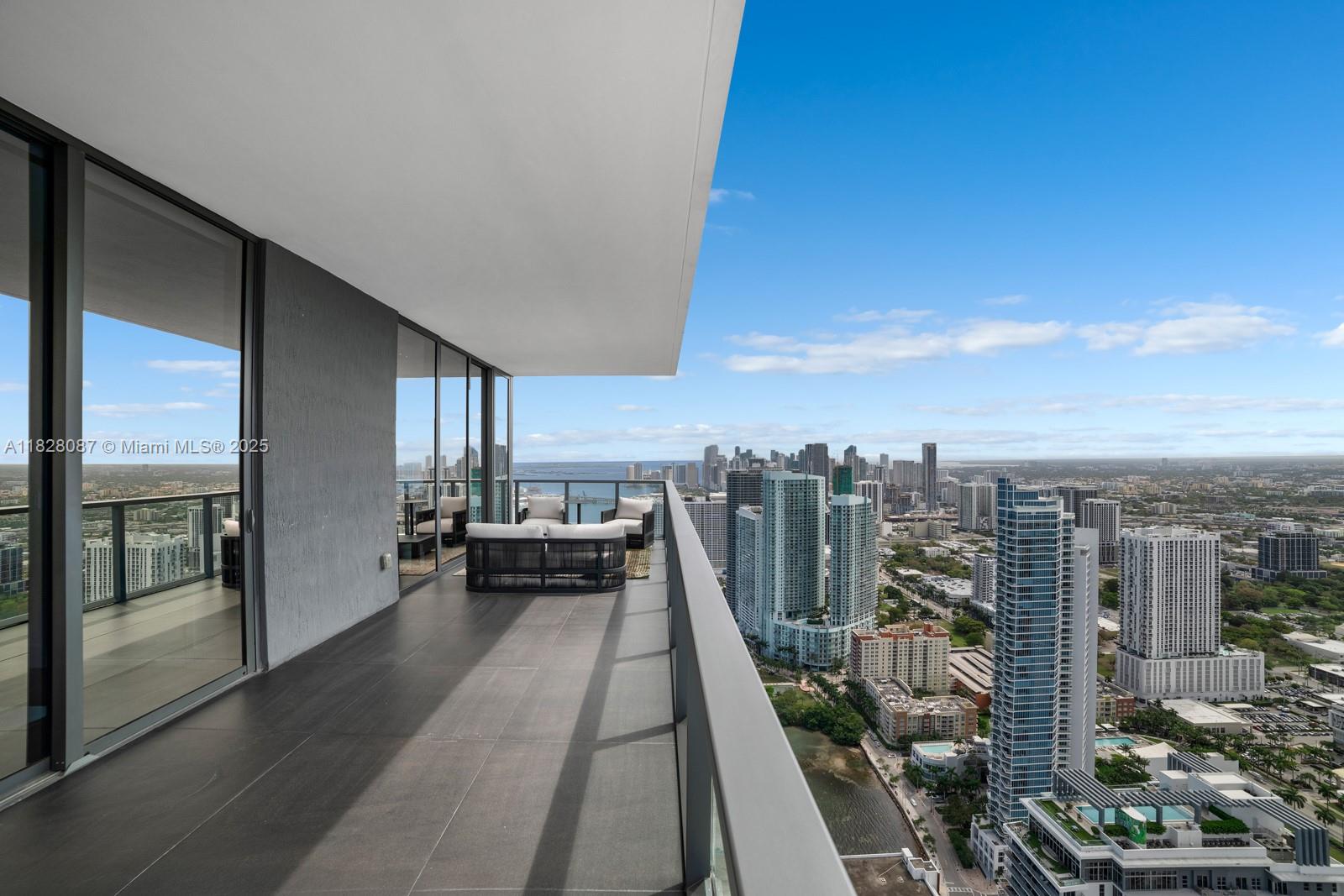 Elysee Miami - Residential
