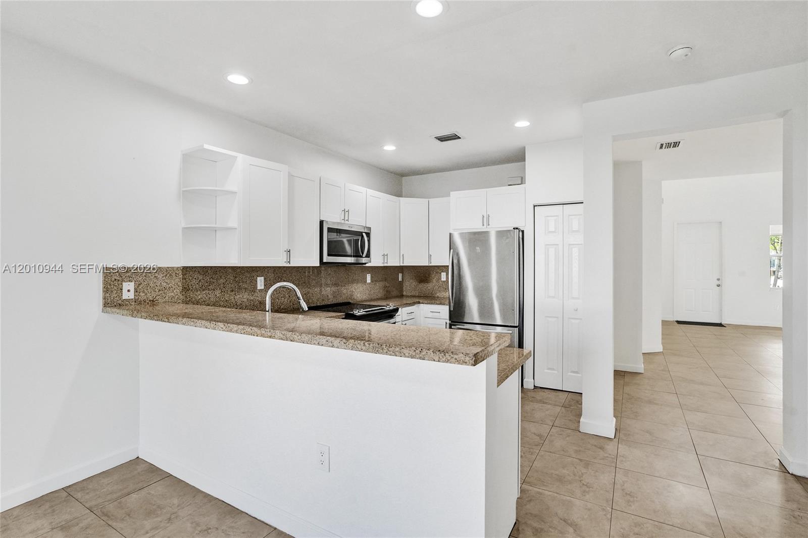 RESERVE AT DORAL WEST - Residential Lease