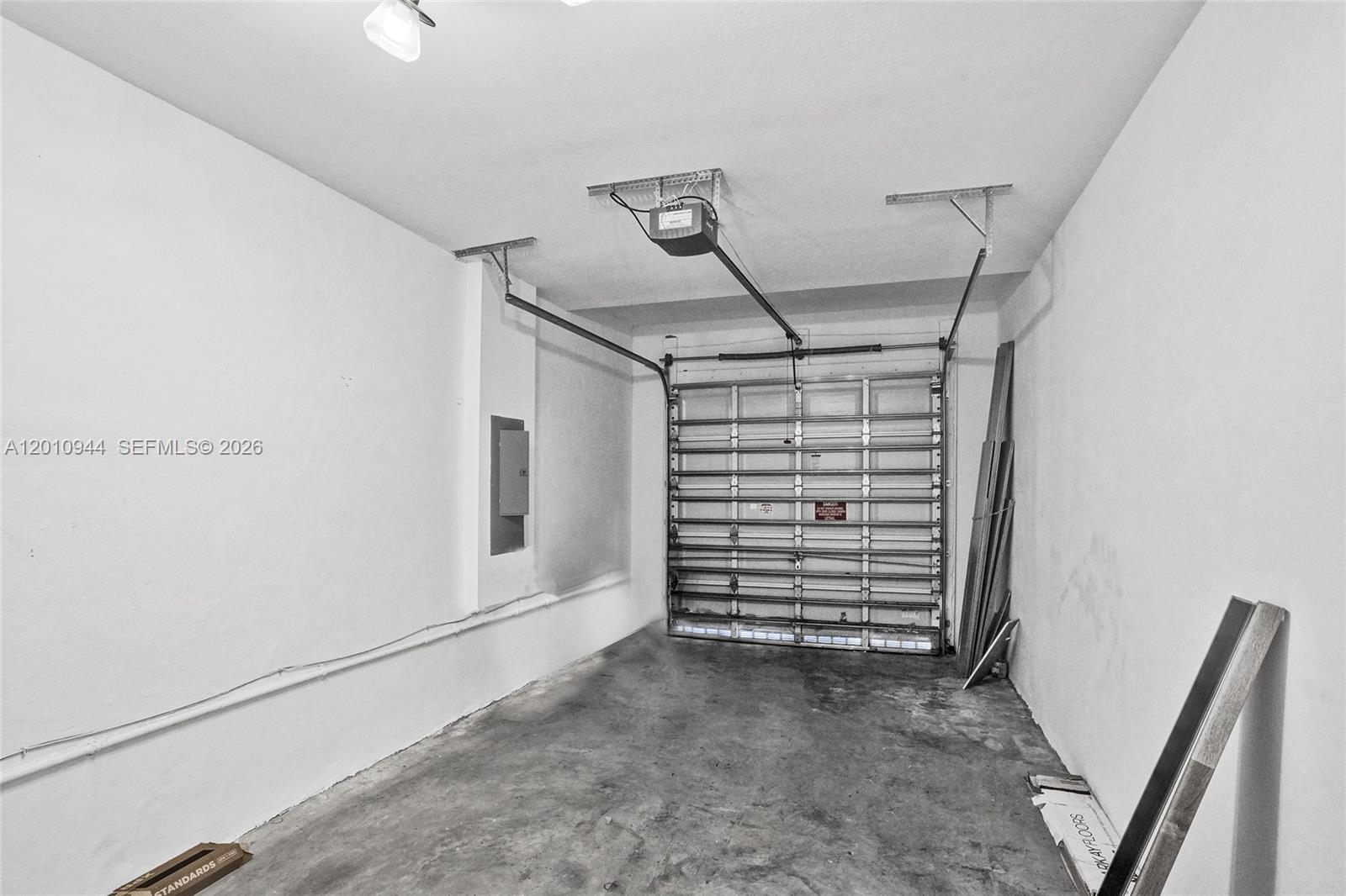 RESERVE AT DORAL WEST - Residential Lease