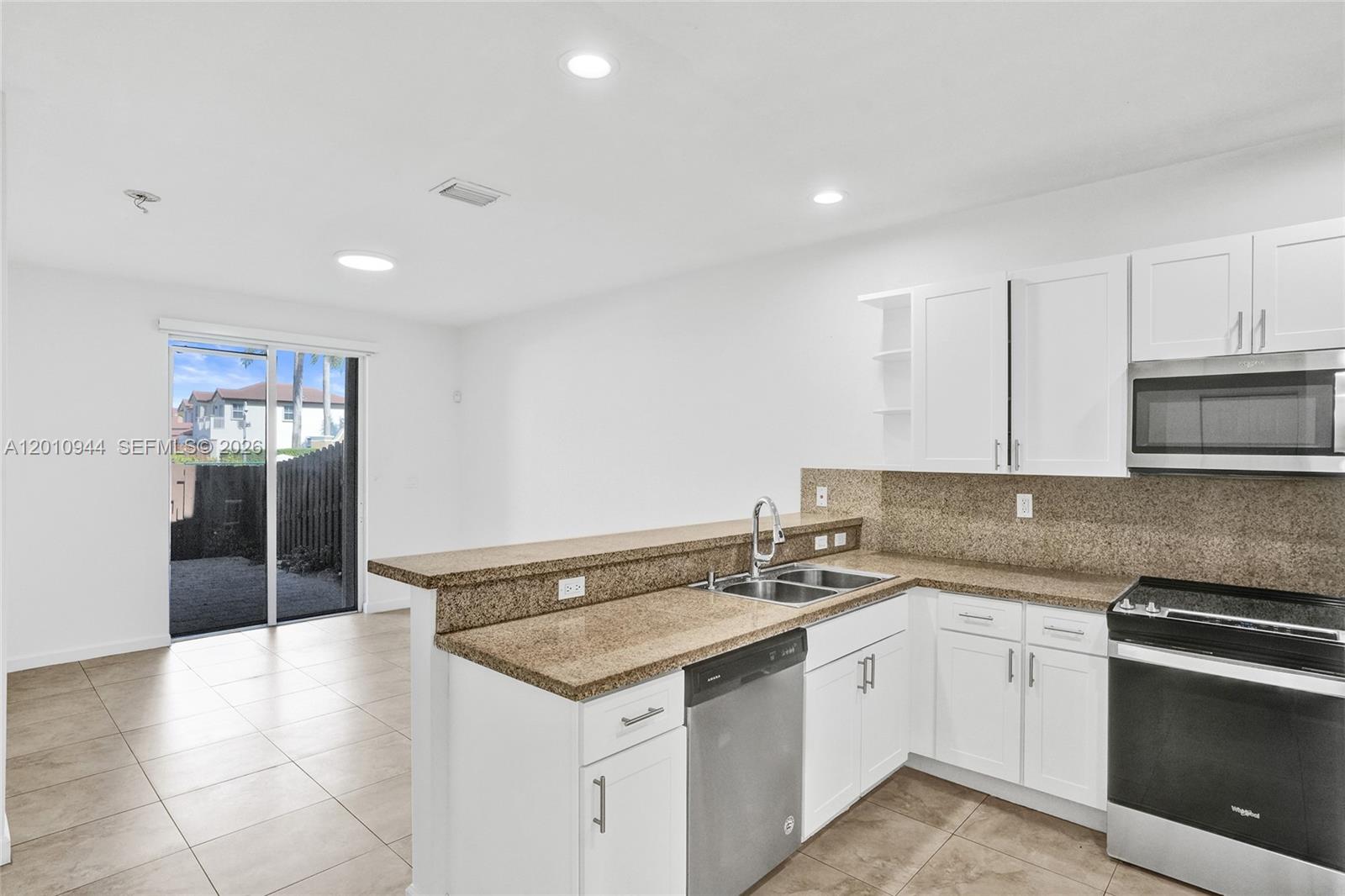 RESERVE AT DORAL WEST - Residential Lease