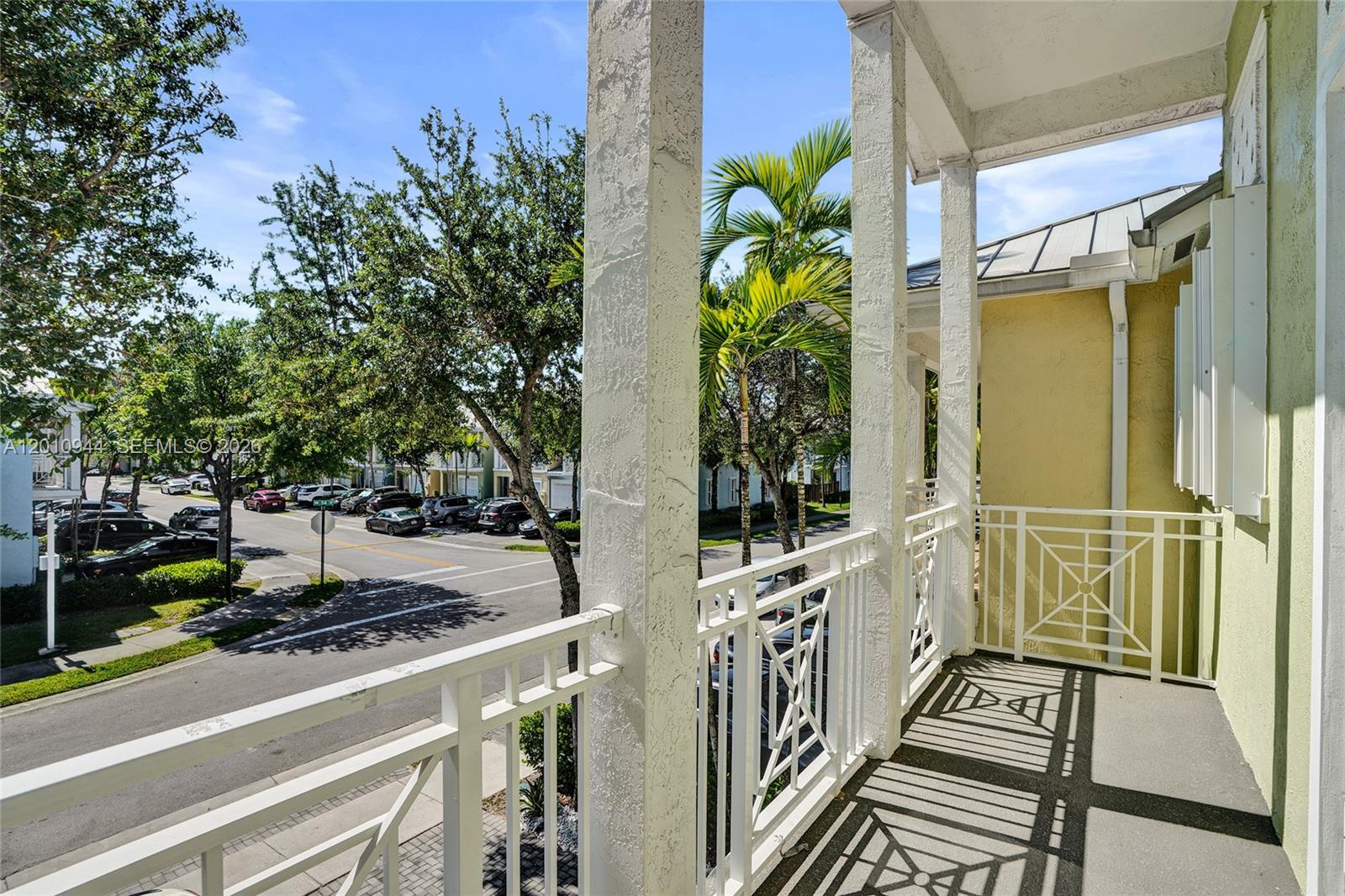 RESERVE AT DORAL WEST - Residential Lease