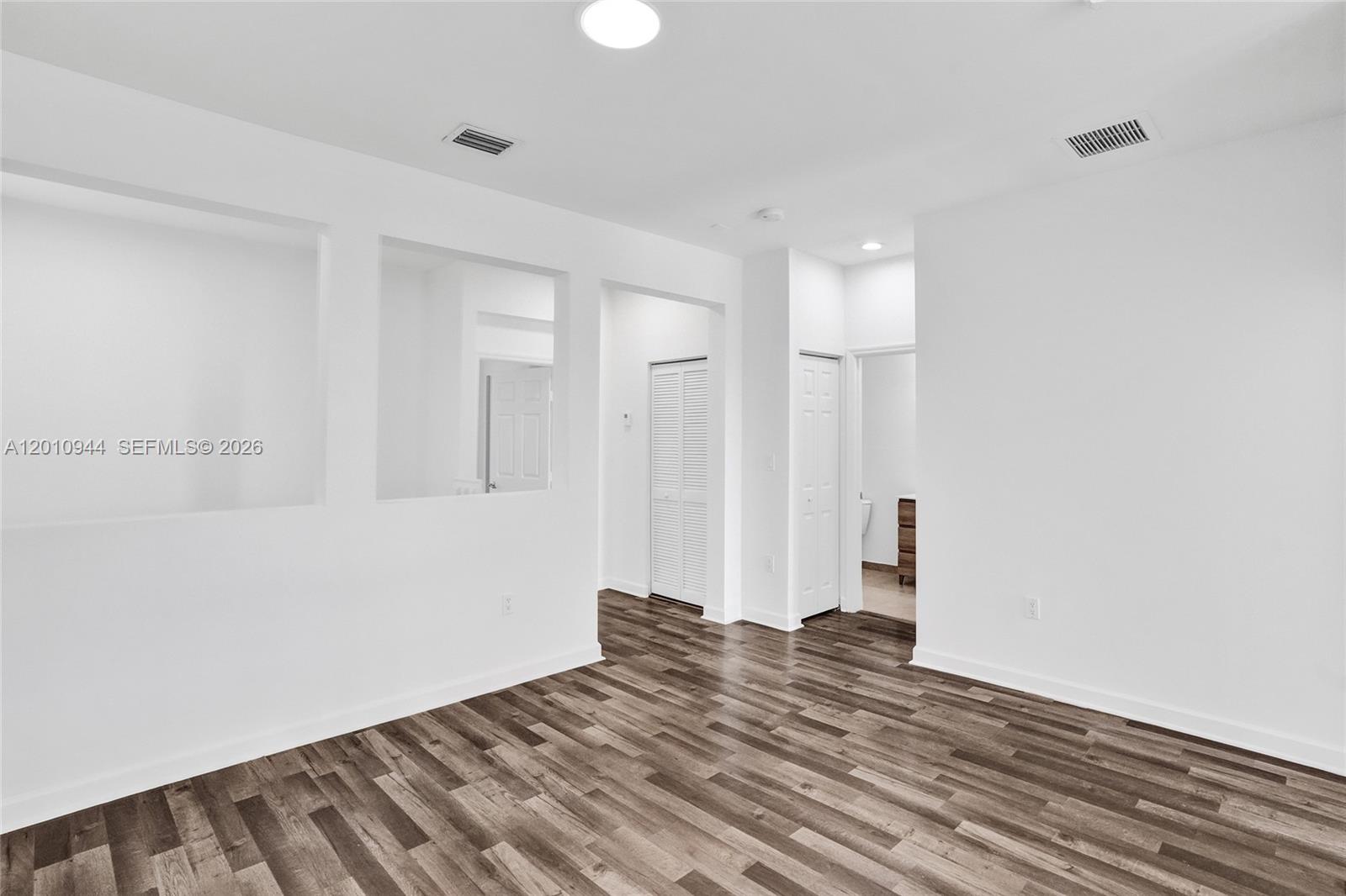 RESERVE AT DORAL WEST - Residential Lease