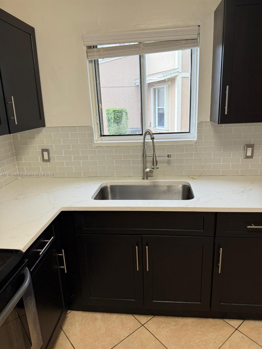 MAPLECREST - Residential Lease