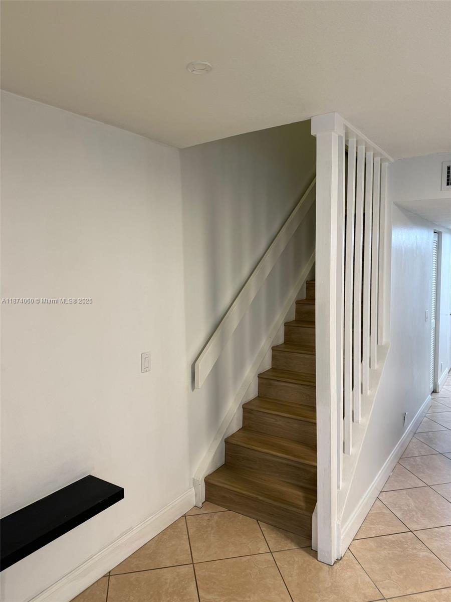 MAPLECREST - Residential Lease