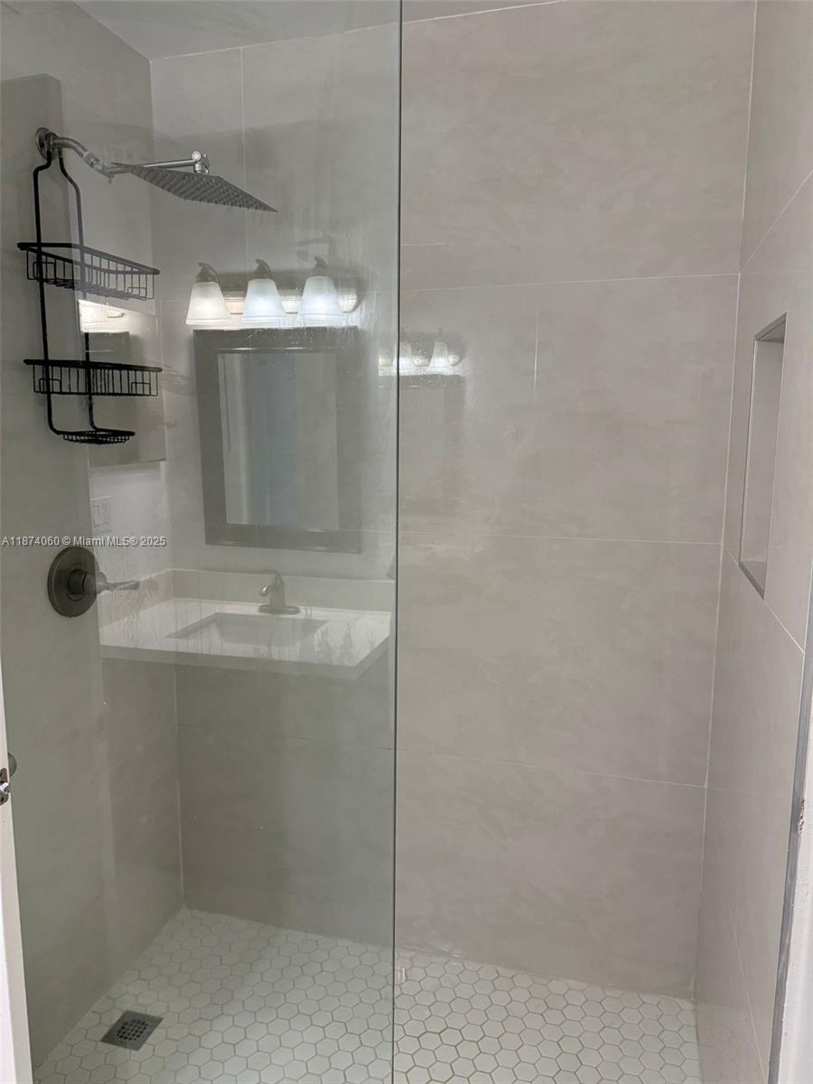 MAPLECREST - Residential Lease