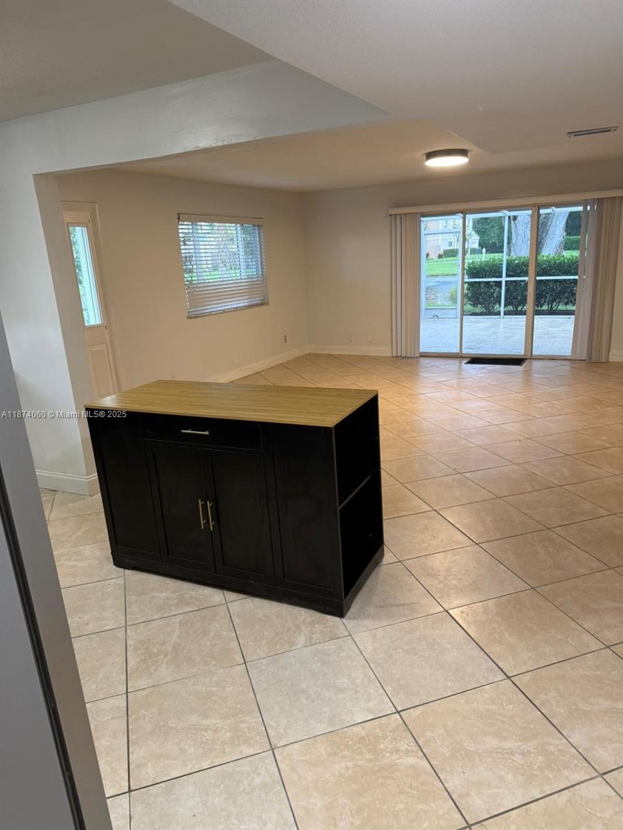 MAPLECREST - Residential Lease