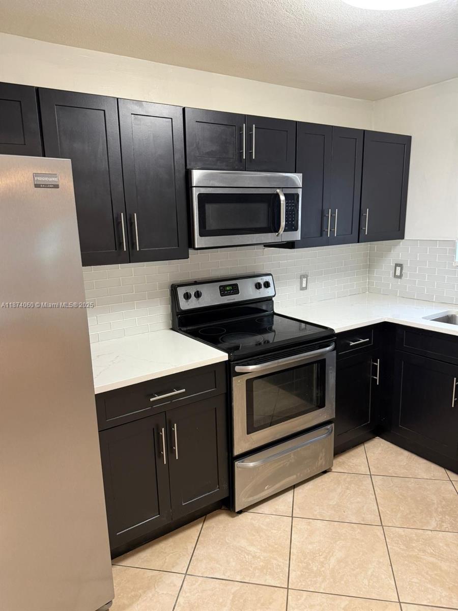 MAPLECREST - Residential Lease