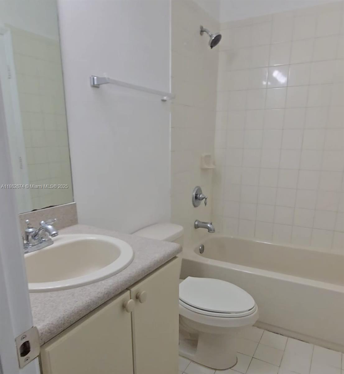 LAS TERRAZAS AT VIZCAYA C - Residential