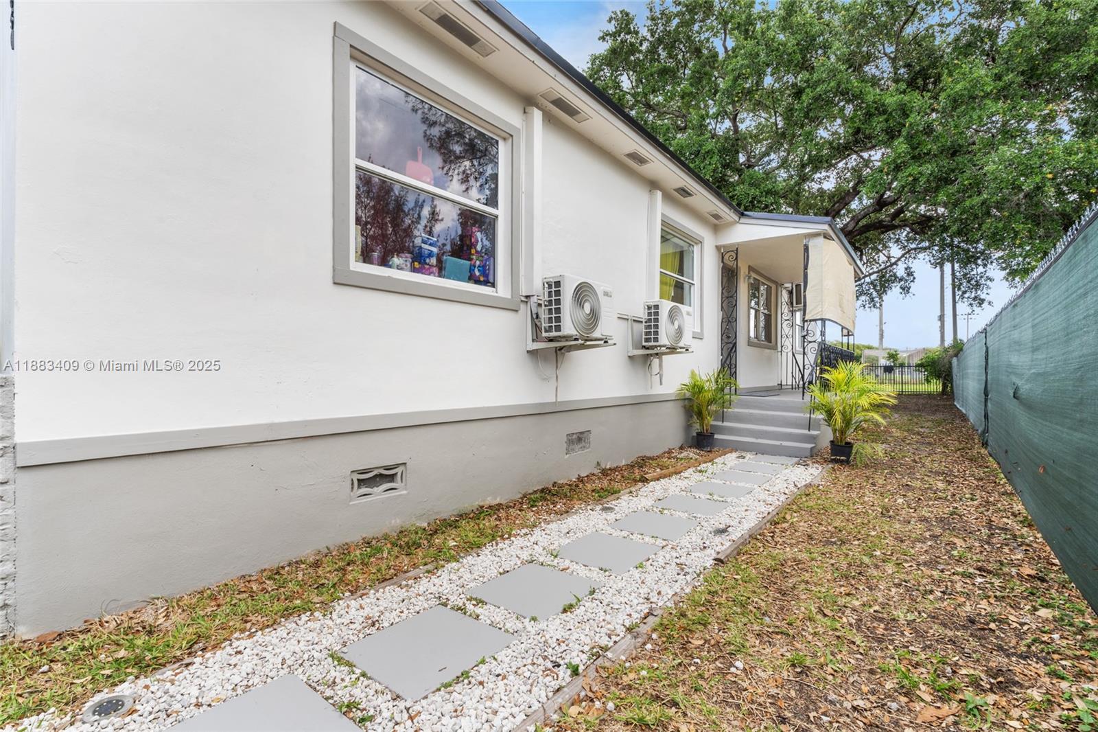 NO MIAMI EST SEC 3 - Residential Income